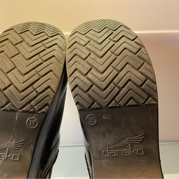 Dansko sz 39 Raindrop Clogs - Picture 3 of 5